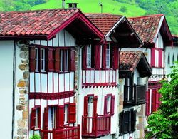 VVF Club Intense Le Pays Basque, Sare Genel