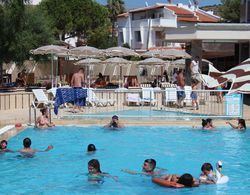 Wa Çeşme Farm Hotel Beach Resort Spa Havuz
