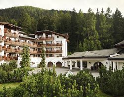 Waldhuus Swiss Quality Hotel Genel