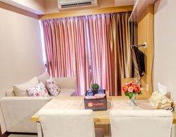 Warm Interior Apartment near MT Haryono and Cawang İç Mekan