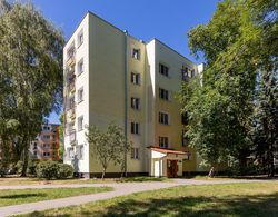 Apartment Warsaw 1 Sierpnia by Renters Dış Mekan
