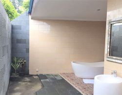 Villa - Warung Aromachampuhan Banyo Tipleri