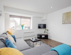 Watford Central Serviced Apartments - F5 Genel