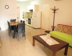 Webooking Pegia Apartment İç Mekan