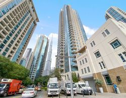 WelHome - Luxurious apartment with Burj Khalifa views Dış Mekan