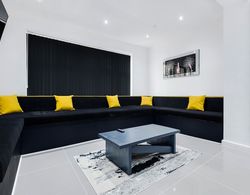 Wellington Suites by Sasco Apartments Genel
