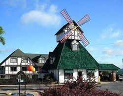 Windmill Inn and Suites Genel