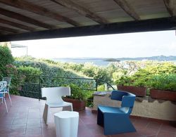 Villa With a Swimming Pool, Overlooking the Crystal-clear Waters of the Costa Smeralda Oda Düzeni