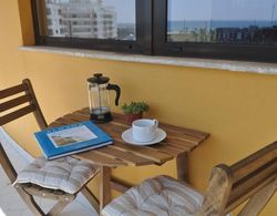 Apartment With Large Balcony and sea View Dış Mekan