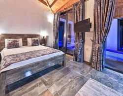 Villa With Pool and Jacuzzi in Kalkan Oda