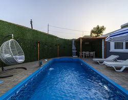 Villa With Private Pool Near Airport in Muratpasa Oda