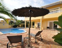 Villa With Views Overlooking the Pool/sea and Meia Praia for a Relaxing Holiday Oda Düzeni