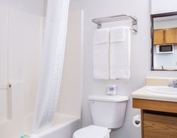 WoodSpring Suites Conroe Banyo Tipleri