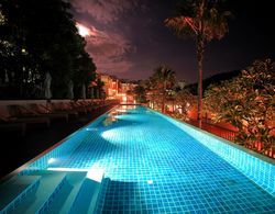 Wyndham Sea Pearl Resort Phuket Havuz