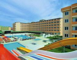 Xeno Eftalia Resort Hotel Havuz