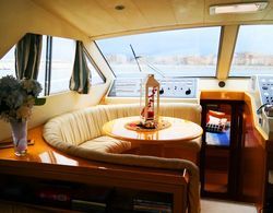 Yacht Suite Amalfi İç Mekan