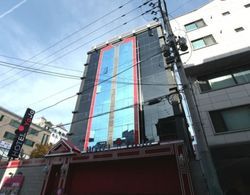 Hotel Yaja Suwon City Hall Dış Mekan