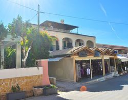 Yannis - Holiday Apartments on Agios Gordios Beach in Corfu Dış Mekan