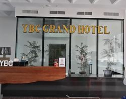 YBC Grand Hotel Lobi