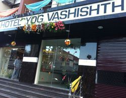 Hotel Yog Vashishth Dış Mekan