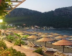 Zeybek Beach Hotel Plaj