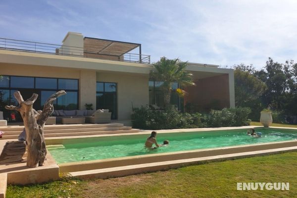 13 Bedroom Villa With Heated Pool, Golf Course, Seaside Öne Çıkan Resim