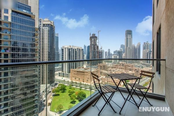 2 Min to Dubai Mall 1 BR Öne Çıkan Resim