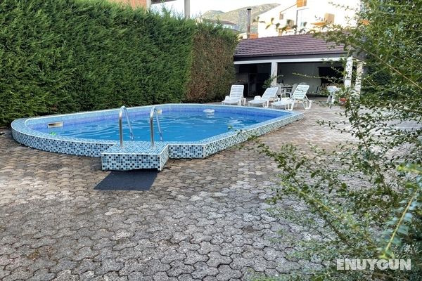 3 Bedroom Apartment With Pool Öne Çıkan Resim