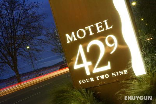 Motel 429  Genel