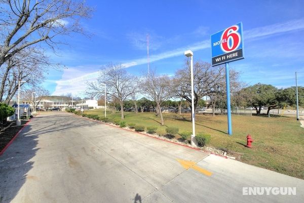 Motel 6 Kerrville, TX Öne Çıkan Resim