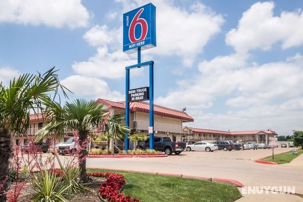 Motel 6 Mesquite, TX - Rodeo - Convention Ctr Öne Çıkan Resim