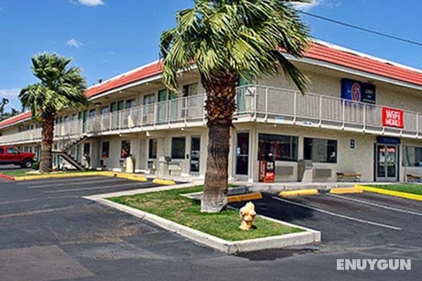 Motel 6 Phoenix - Black Canyon Genel