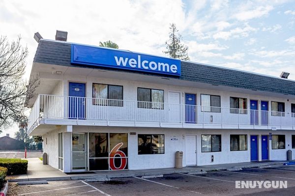 Motel 6 Porterville, CA Öne Çıkan Resim