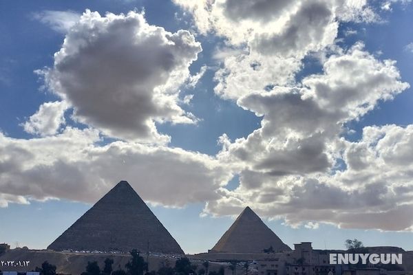 A pyramids view Öne Çıkan Resim