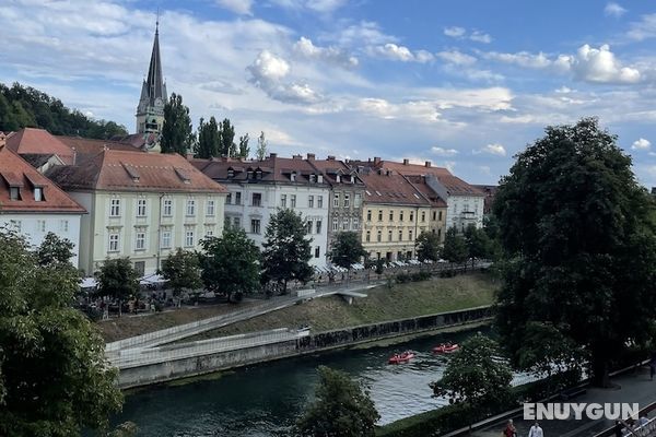 AB Ljubljana - Breg Apartments Dış Mekan