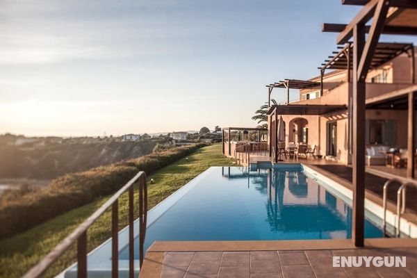 Absolute Villa by Stylish Stays Öne Çıkan Resim