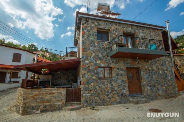 Aethra Cottage Öne Çıkan Resim