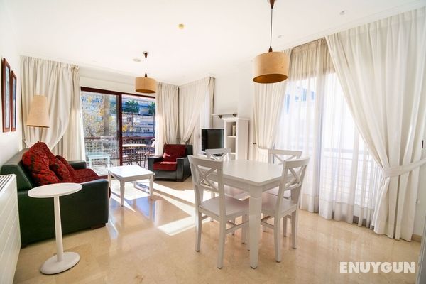 Albir Confort Avenida Apartamentos Genel