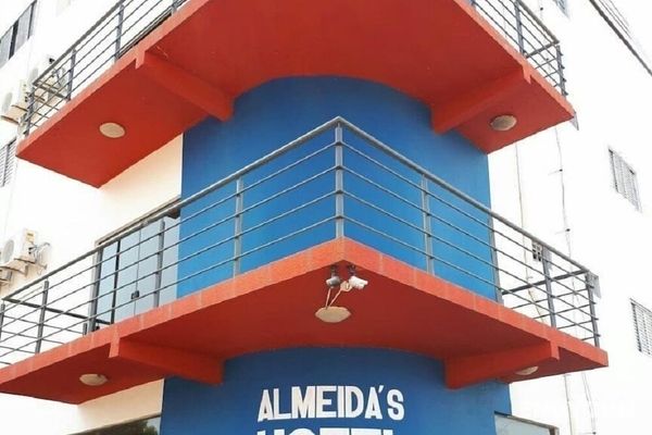 Almeidas Hotel Öne Çıkan Resim