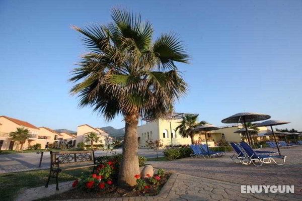 Almyros Beach Resort and Spa Genel
