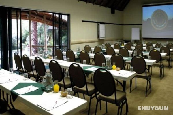 Amanzingwe Lodge Conference Centre & Spa Genel