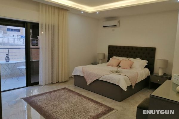 Amazing one Bedroom Apartment in Amman,elwebdah 3 Öne Çıkan Resim
