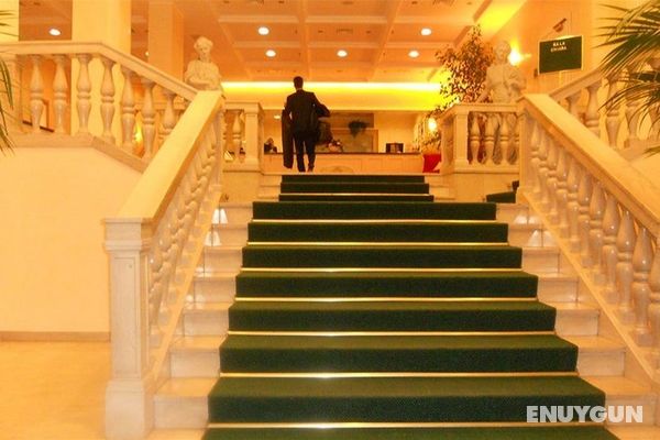 Ambassador Palace Hotel Genel