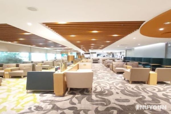 Ambassador Transit Lounge Singapore T3 Öne Çıkan Resim