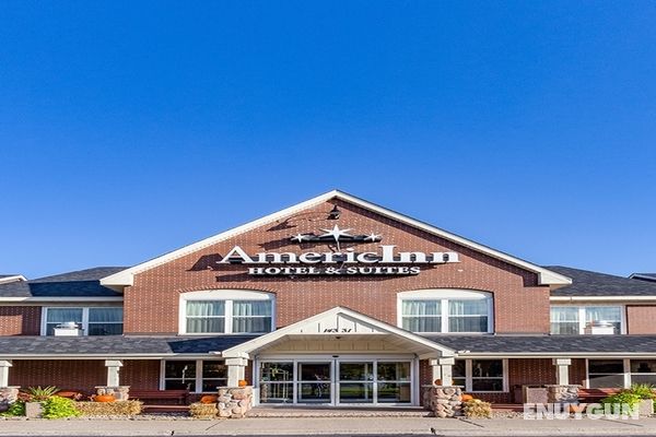 AmericInn by Wyndham Burnsville Genel