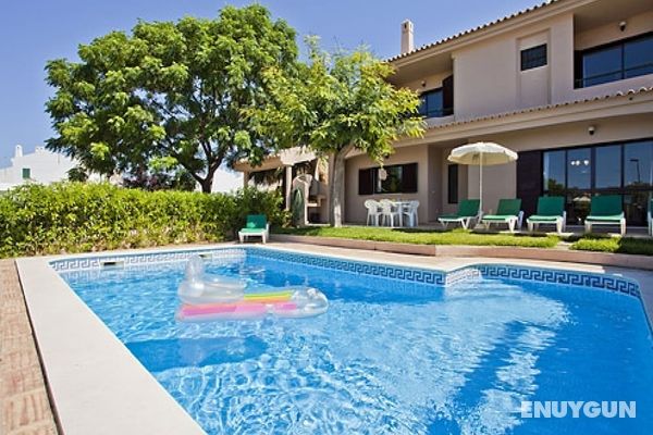Villa Andre 3 Bedroom Villa With Pool - Walking Distance to Albufeira Öne Çıkan Resim