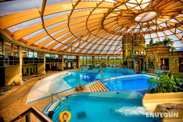 Hotel Aquaworld Budapest Genel