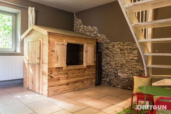 Ardennes Holiday Home With Seasonal Private Pool & Sauna Genel