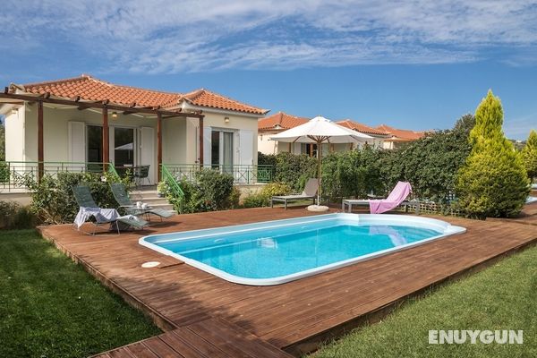 Artemis Villa with Private Pool 250m to the beach Öne Çıkan Resim