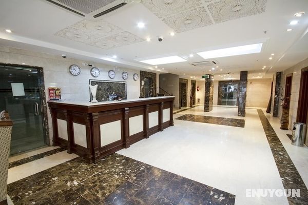 Ayoon Al-Mamlakah Hotel Suites Öne Çıkan Resim